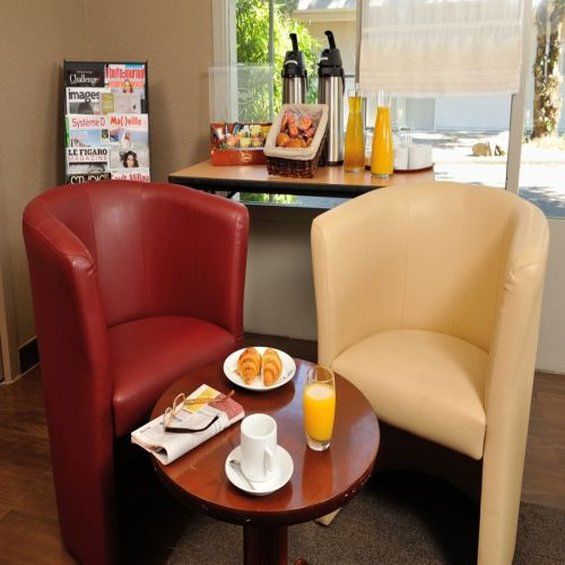 Hotel Campanile Bourg-en-bresse ~ Viriat